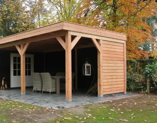 douglas zweeds rabat in de tuin de vier keien.webp