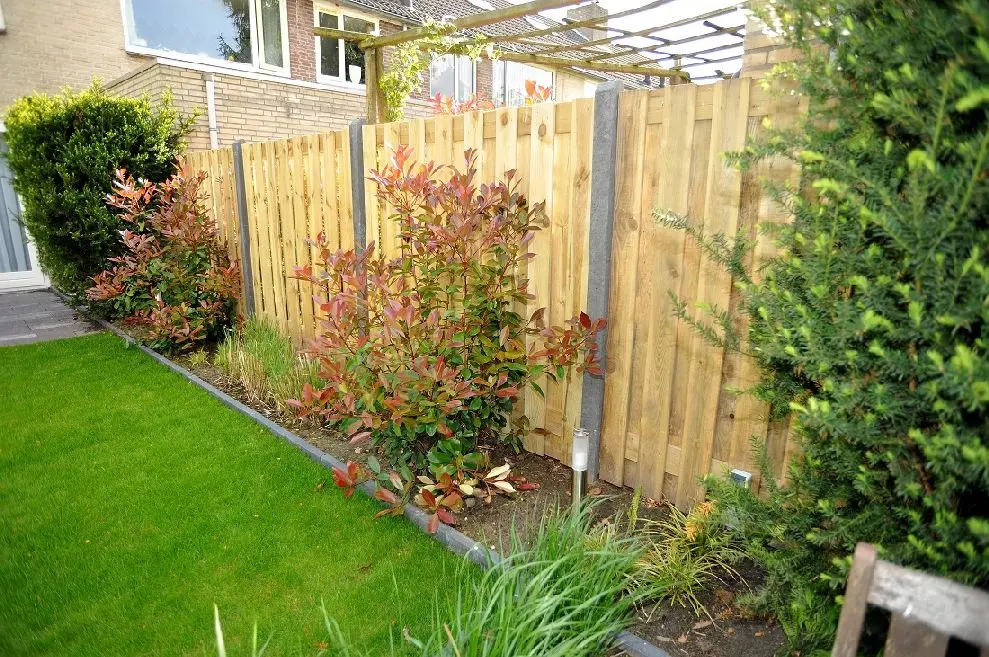 grenen scherm de vier keien kant-en-klaar.webp