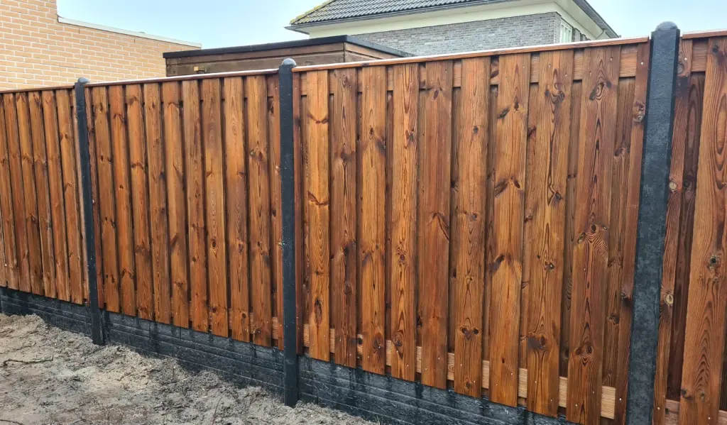 Nobifix schutting de vier keien buiten.webp