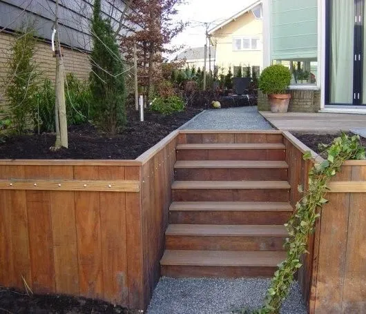 De vier keien hardhout.webp