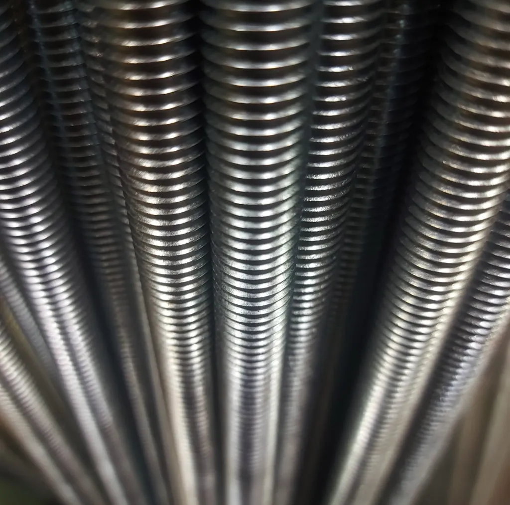 draadeinde closeup de vier keien.webp