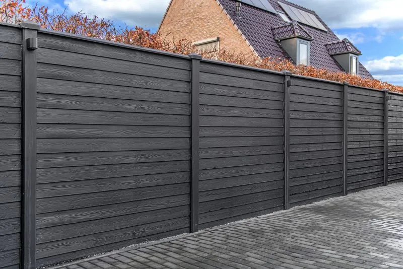 motiefplaat smal antraciet gecoat H26 x D3,5 x L184 cm rabat-houtmotief schutting vol beton aanzichtr.webp