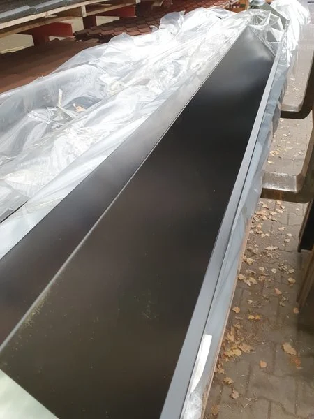 Dakpanplaat windveer zetwerk zwart