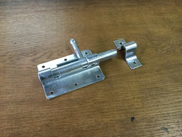 [PL-01] Plaatgrendel schuif Verzinkt (100x70 mm verzinkt)