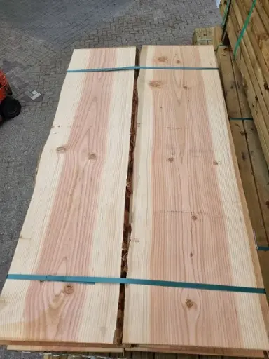 Boomstamplank 4 x 40-45 douglas onbehandeld geschaafd